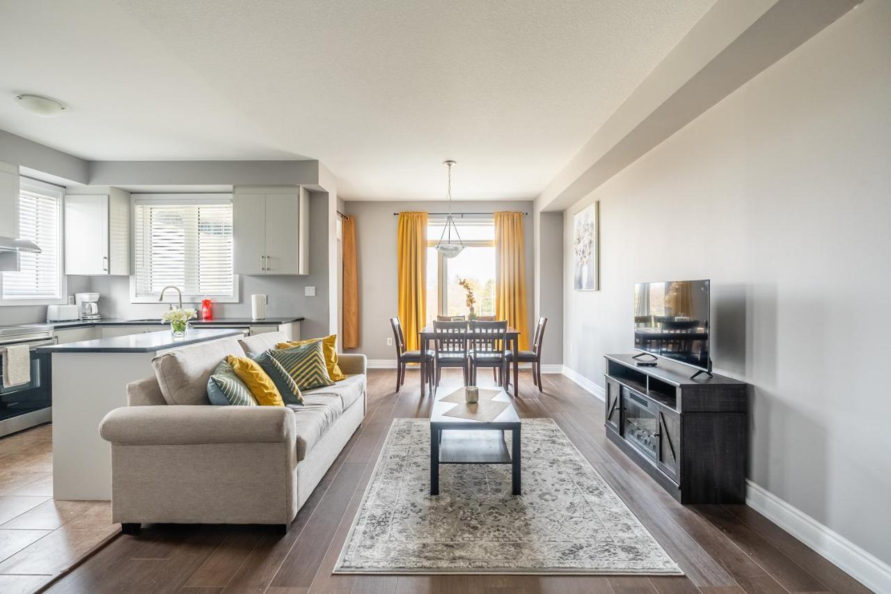Modern Hamilton Homes Lake Ontario Shore By Globalstay Luaran gambar