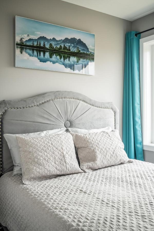 Modern Hamilton Homes Lake Ontario Shore By Globalstay Luaran gambar